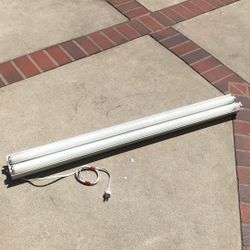 4 Ft Fluorescent Shop Light 