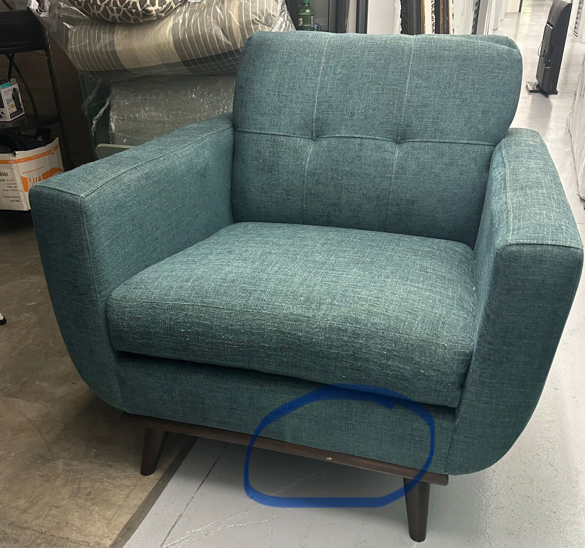 Mid Century Modern sitting chair