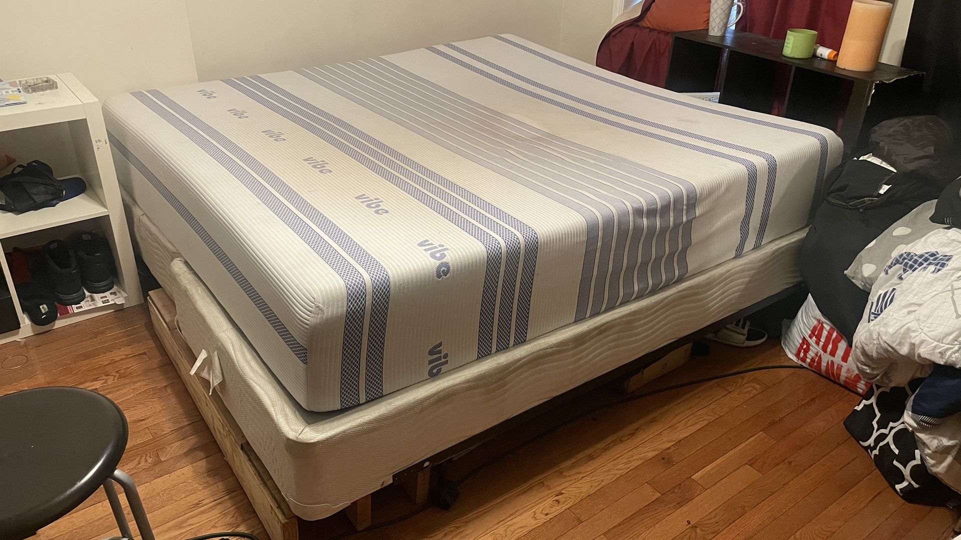 King size Mattress With Box Springs BED STUY BK