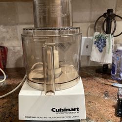 Vintage Cuisinart Food Processor + Complete Disc Set 