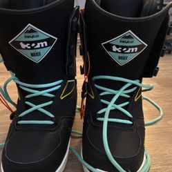 Thirtytwo Snowboarding Shoe Woman Size 8.5