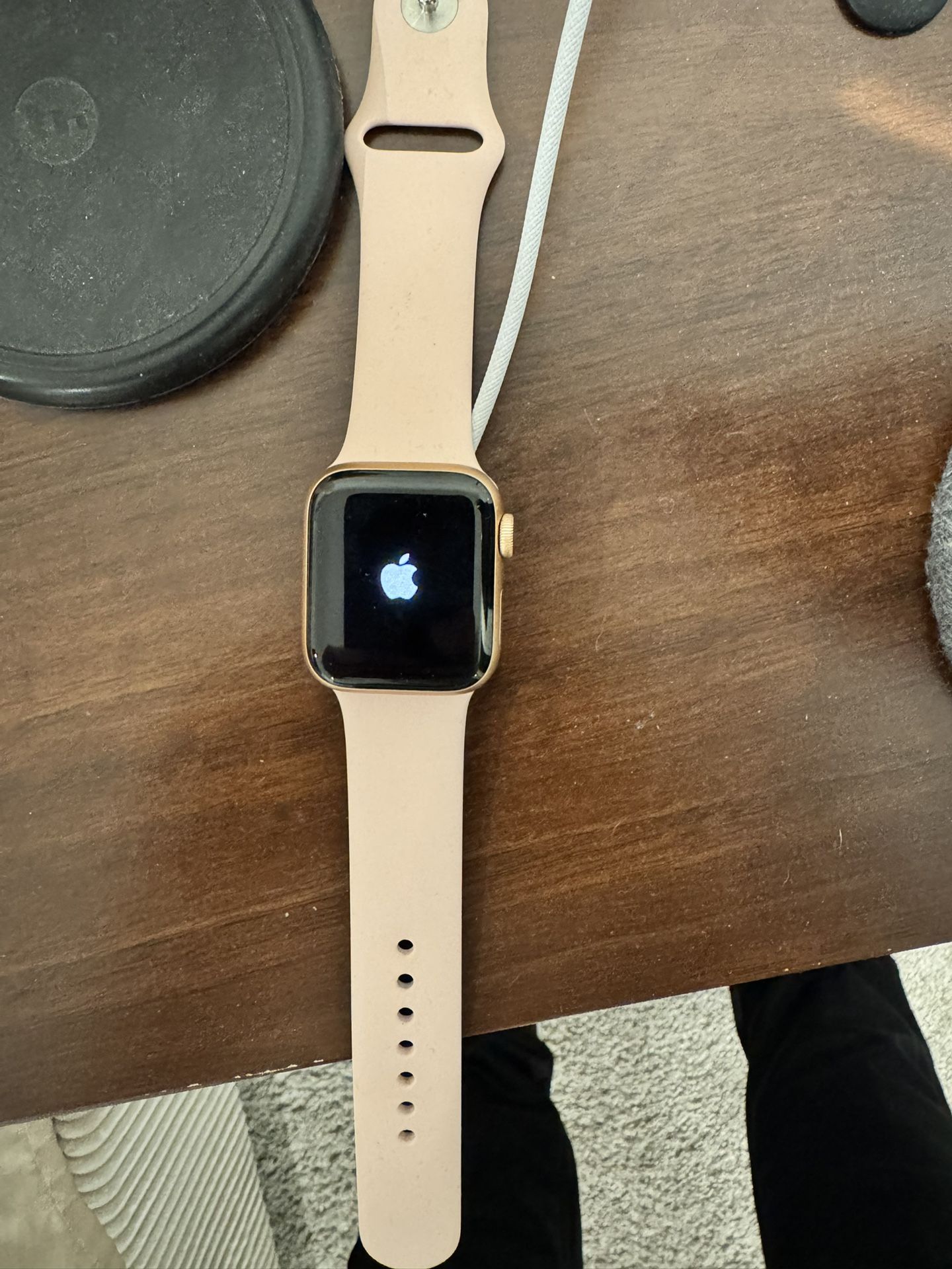 Apple Watch Series 6 -38MM (Like New)