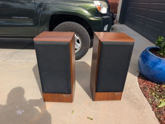 Pair of Vintage Infinity sm112s