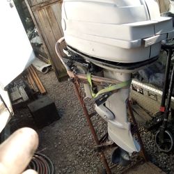 35hp Johnson Electric Start And Altinator
