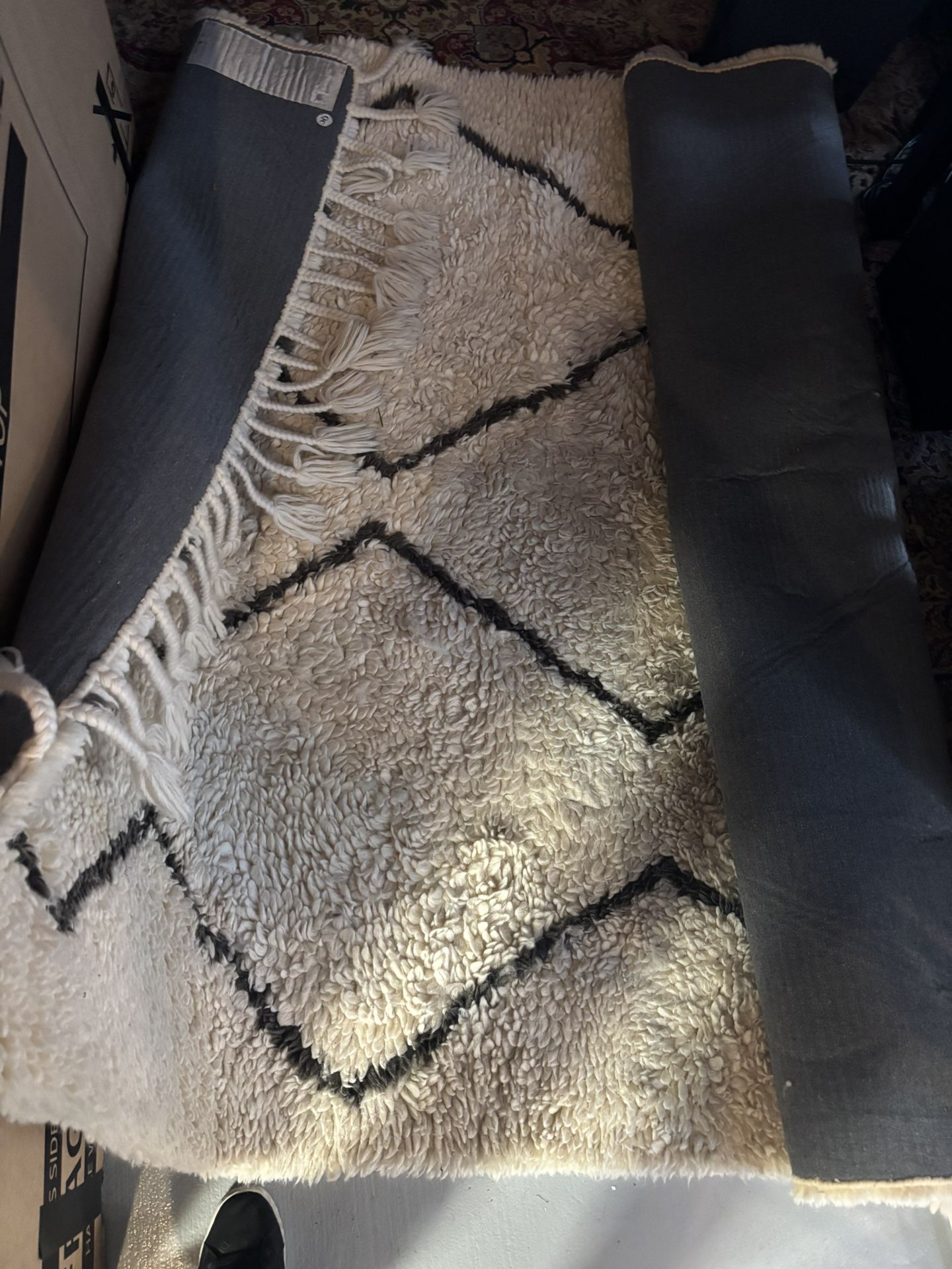 Queen Size Rug 