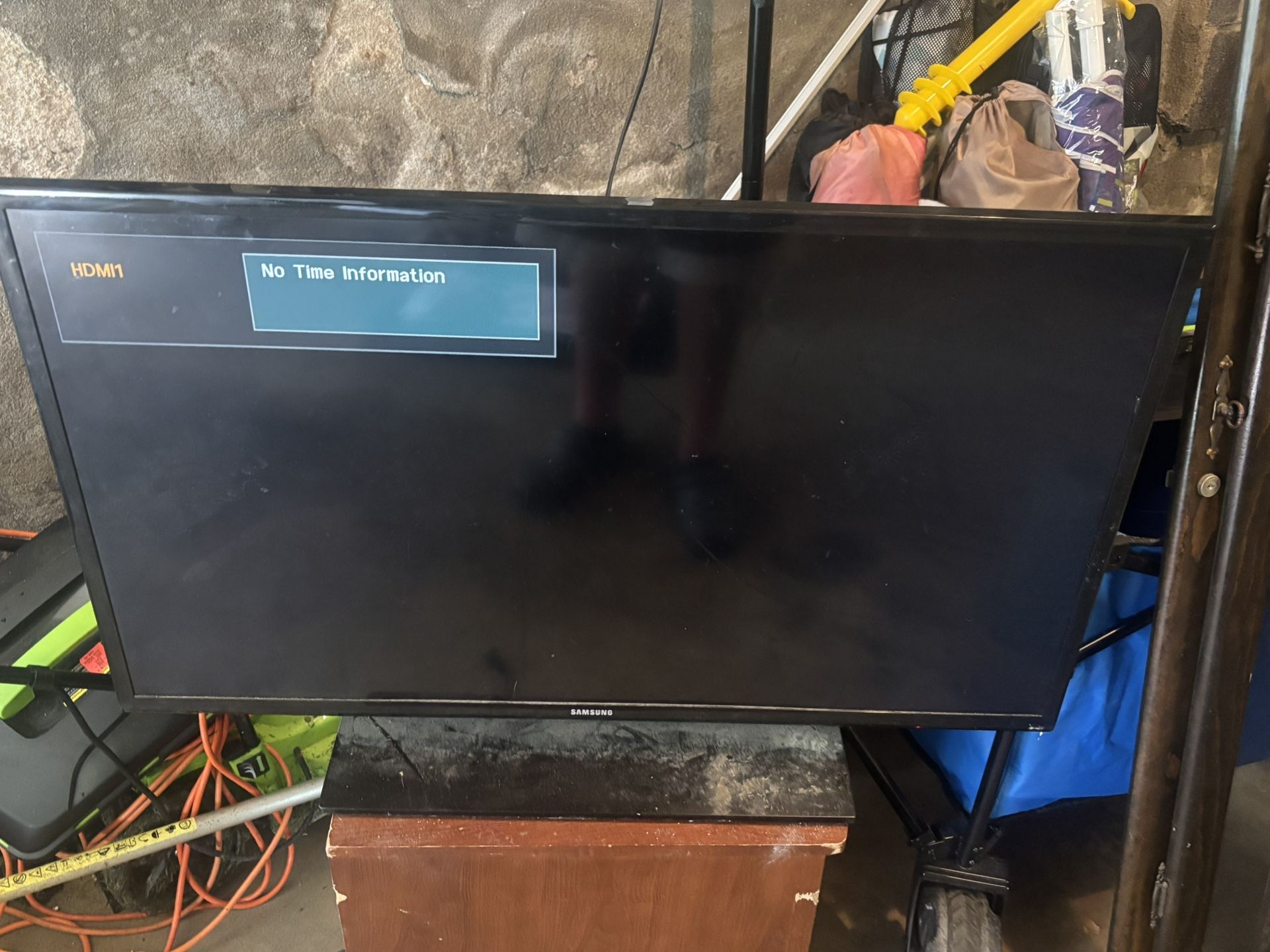 Flat Screen TVs