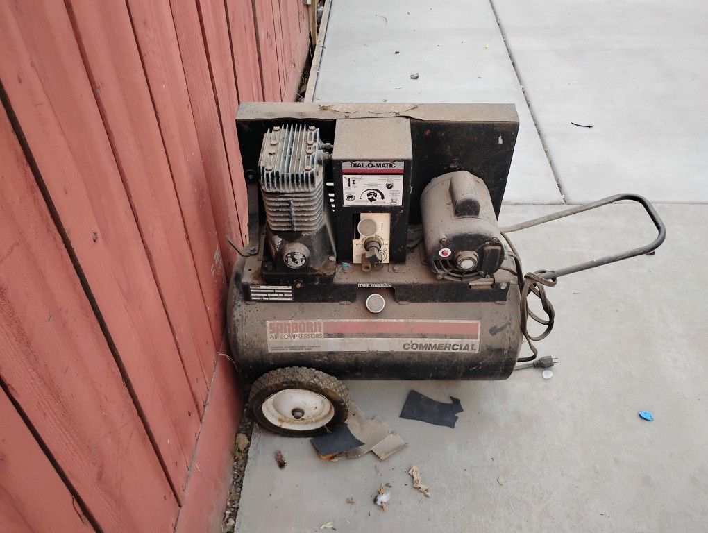 Air Compressor 