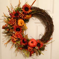 Fall wreaths 😍🍁🌹
