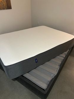 Casper Queen Bed and Boxspring