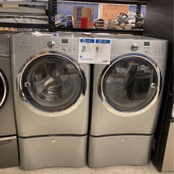 Electrolux washer gas dryer