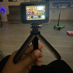 GoPro Waterpoof Hero 9 With Battery and Tripod