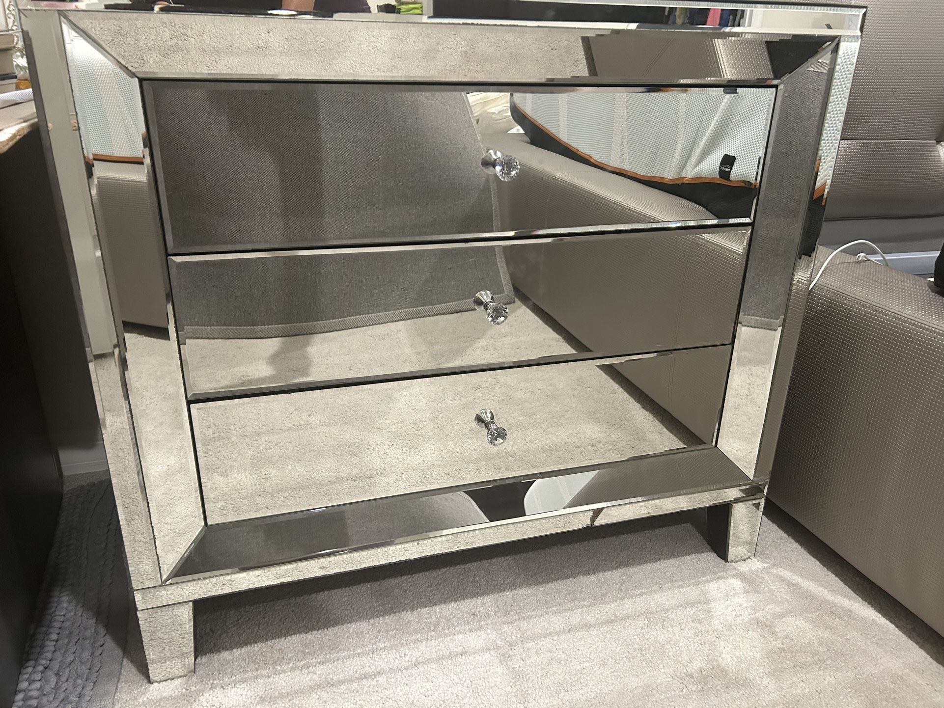 Set of 2 Mirrored 3-Drawer Dressers