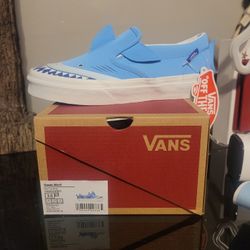 NEW BOYS VANS SLIP ONS