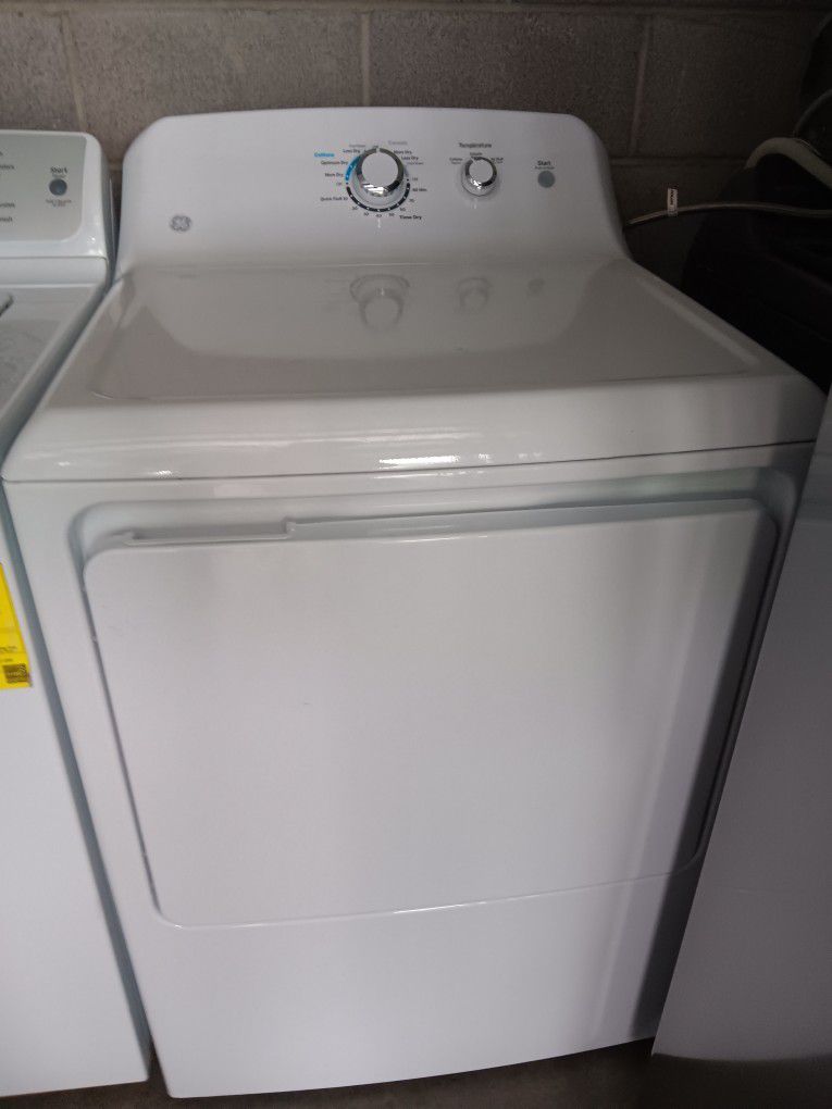 Electric GE Dryer! Like New