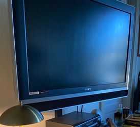 🔥 Sony BRAVIA 40” Flat Screen TV + Wall Mount INCLUDED! Works Perfect! MUST GO TODAY!