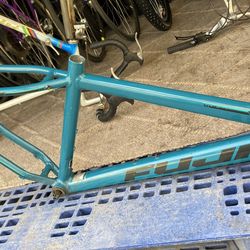 Fuji Nevada one.9 aluminum frame