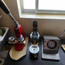 Round And Square Pin Bottom Machine