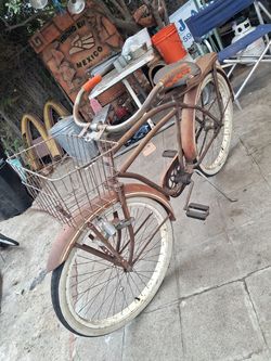 VINTAGE GENERAL BICYCLE!! 275$