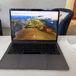 Apple MacBook Air 13in (2019) 