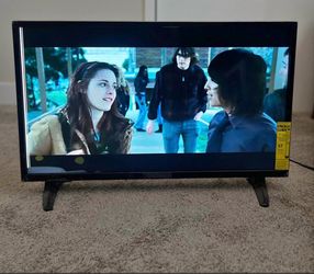 32 in Smart TV with remote