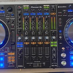 Pioneer DDJ-RZ Professional DJ Controller