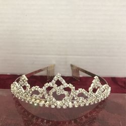 Tiara $20 