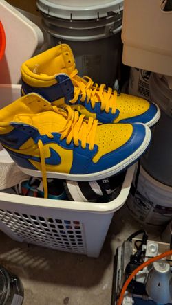 Short and men's size  10