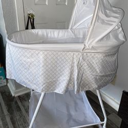 Bassinet 