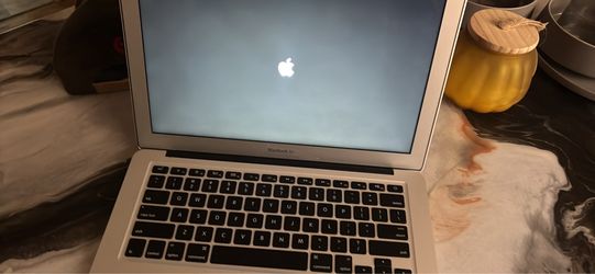 Apple MacBook Air Laptop