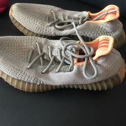 YEEZY BOOST orange 7.5 Men
