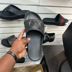 Slides Size 9 , 9.5 10