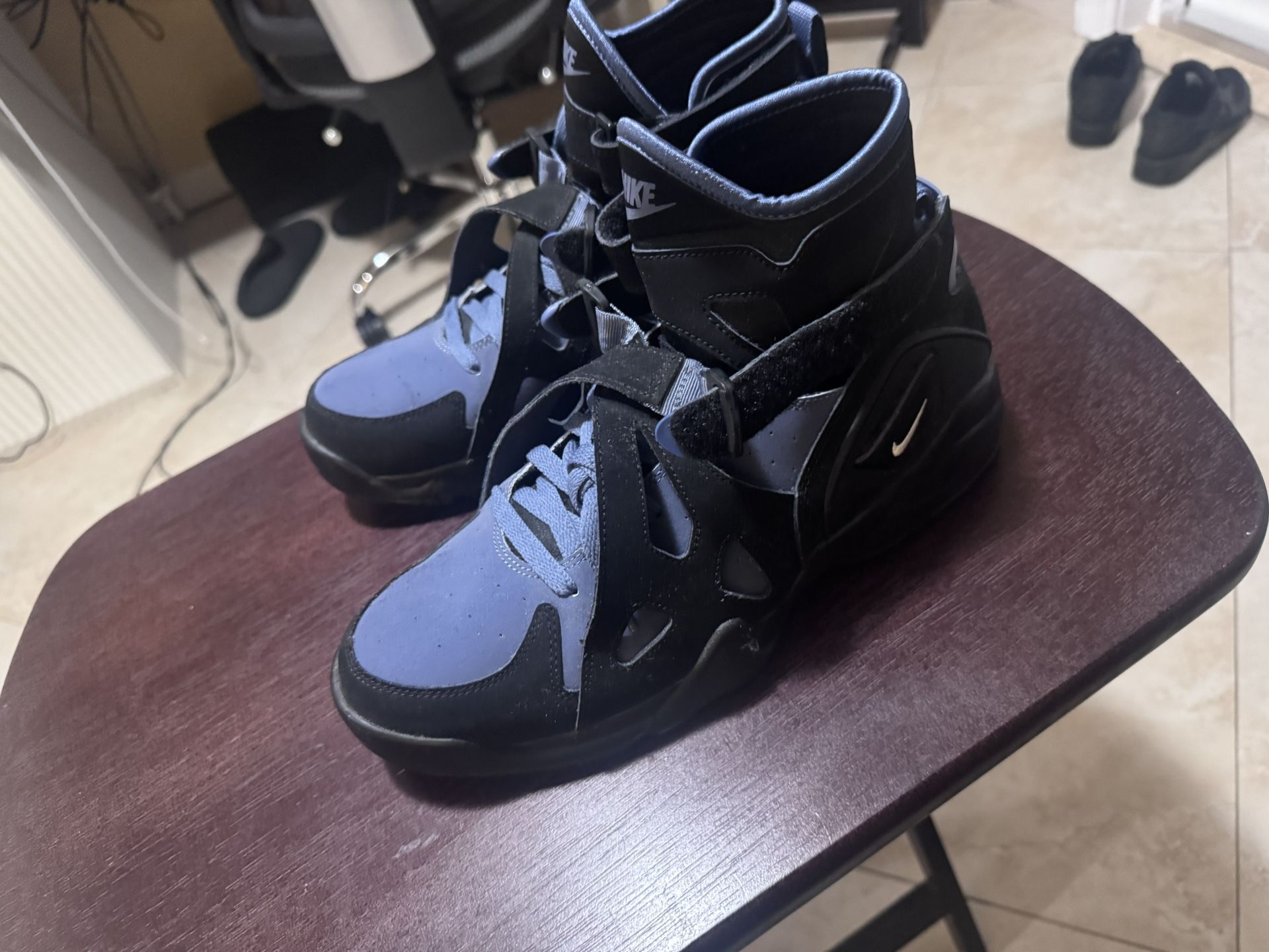 Nike Huarache Sneakers Black and Blue