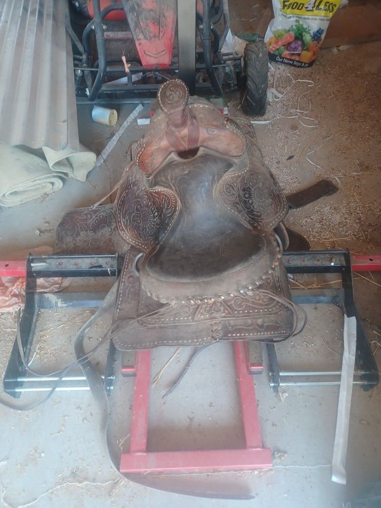 Western Saddle