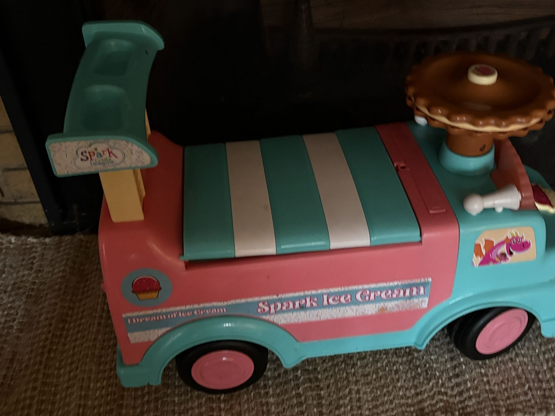 Toy Riding Car