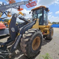 John Deere 544L  3yd Loader 