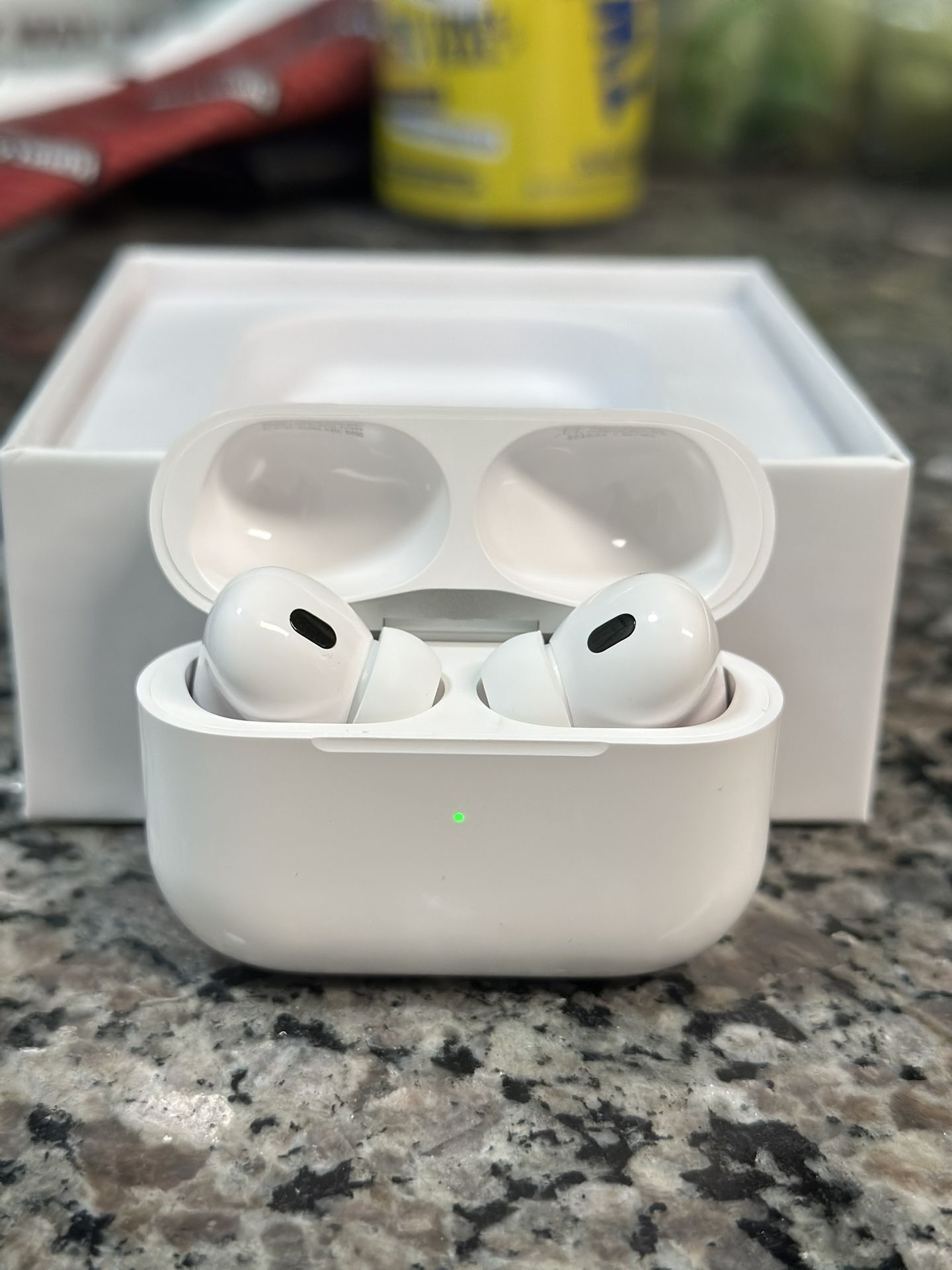 AirPod Pro 2 With active Noise Cancellation USB-C May Safe Charging