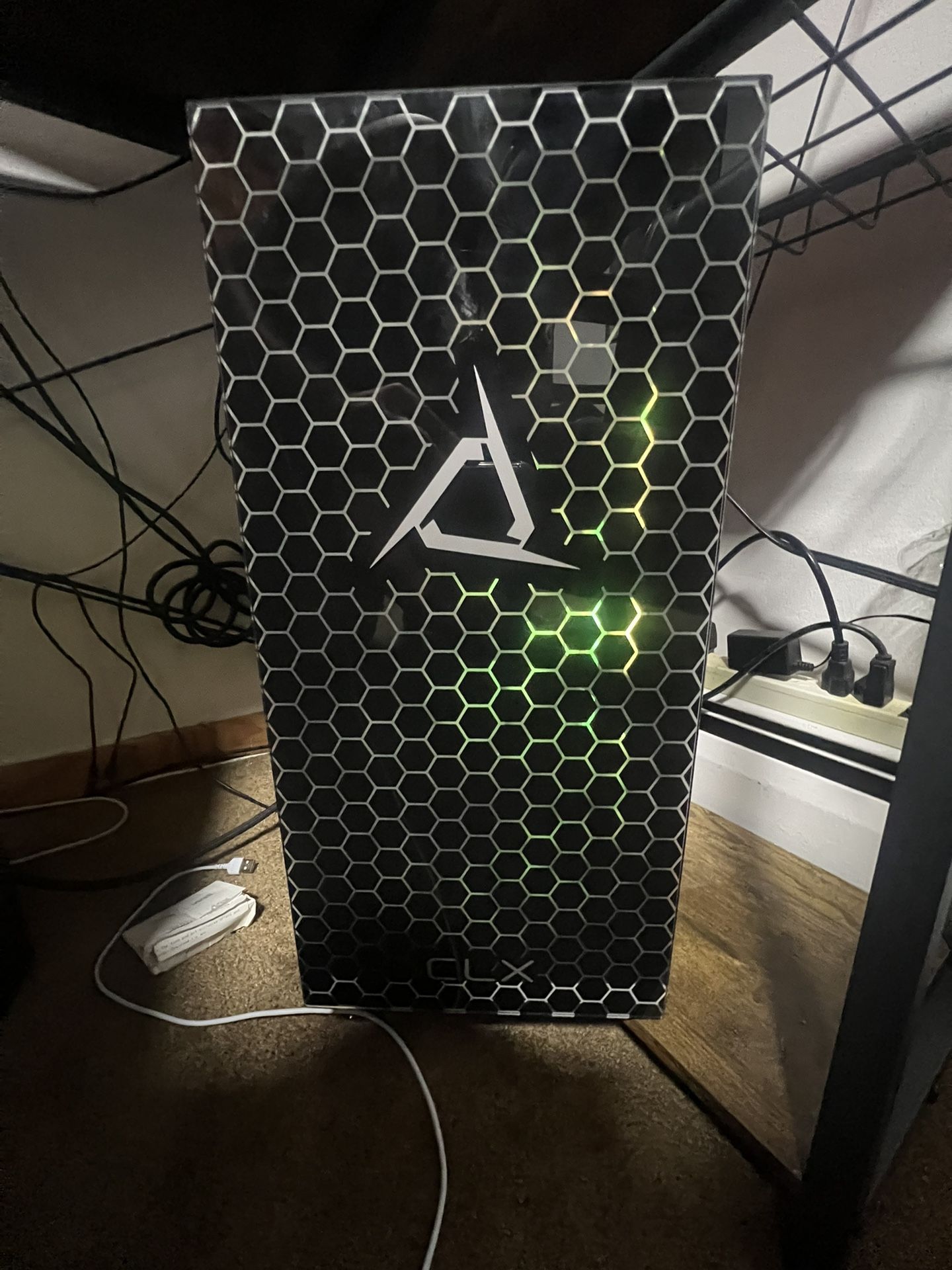 Custom 2200 Dollar Gaming Pc For $1200