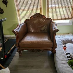 Captain's Chair