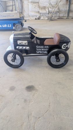 Rare Snap on Pedal car