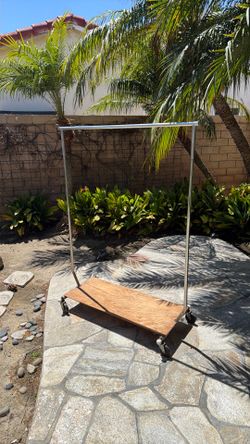 Free mobile clothes rack