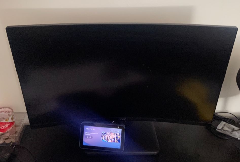 27 Inch Monitor