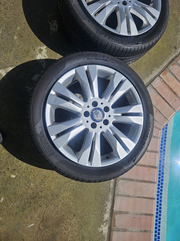 Pirelli All Season  255 45 R18     S 550