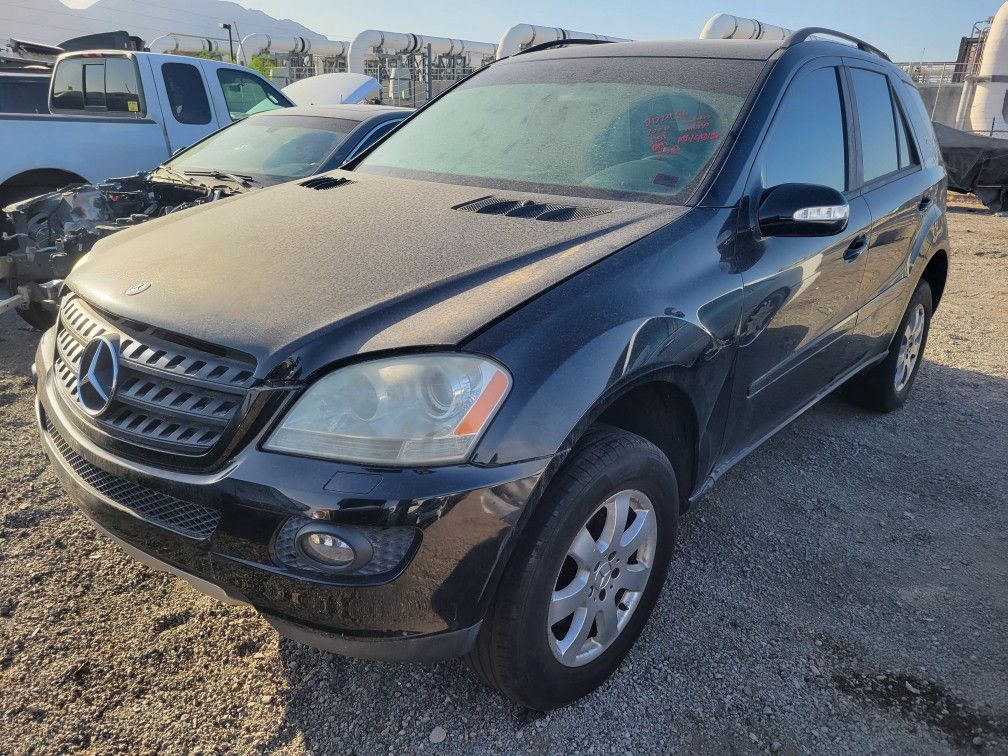 2006 Mercedes ML350 PARTS @U-Pull Auto Parts DD2986