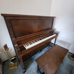 Ellington Vintage Piano  