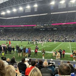 Seahawks Tickets - Charter Seats 7 Rows From The Field 