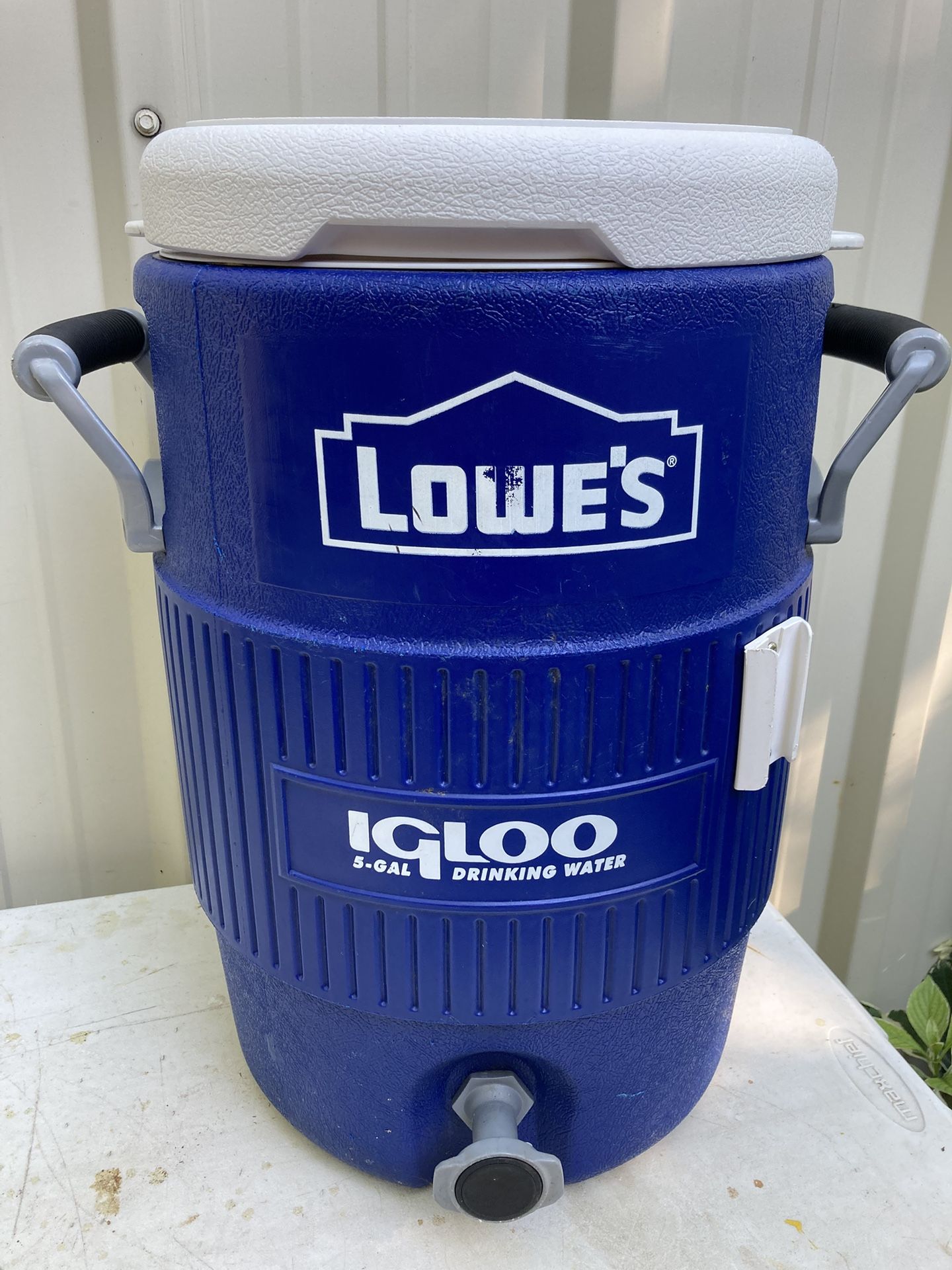 5 Gallon Igloo Drink Dispensing Water Dispenser Cooler