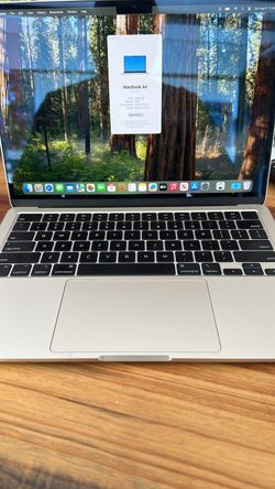 Apple MacBook Air M2 2022