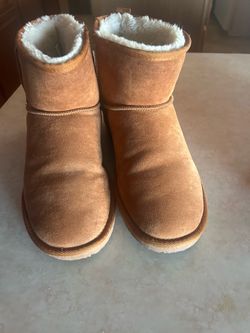 Women’s brown boots