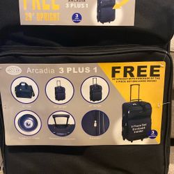 New Skyline Arcadia Three-Piece Luggage Set