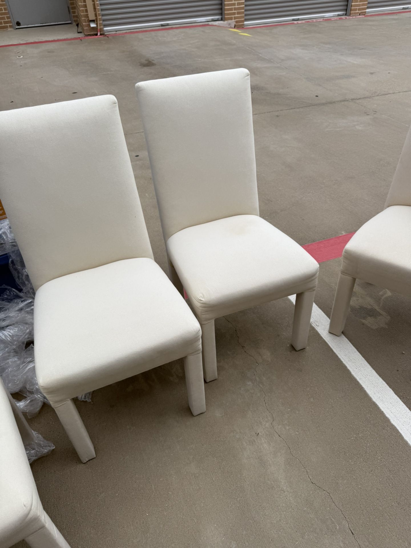 4 Nice White Dinning  Chairs